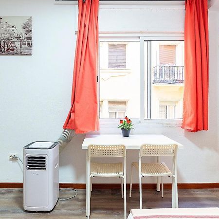 Rooms Young People Only, Soho Citycenter Malaga Ngoại thất bức ảnh