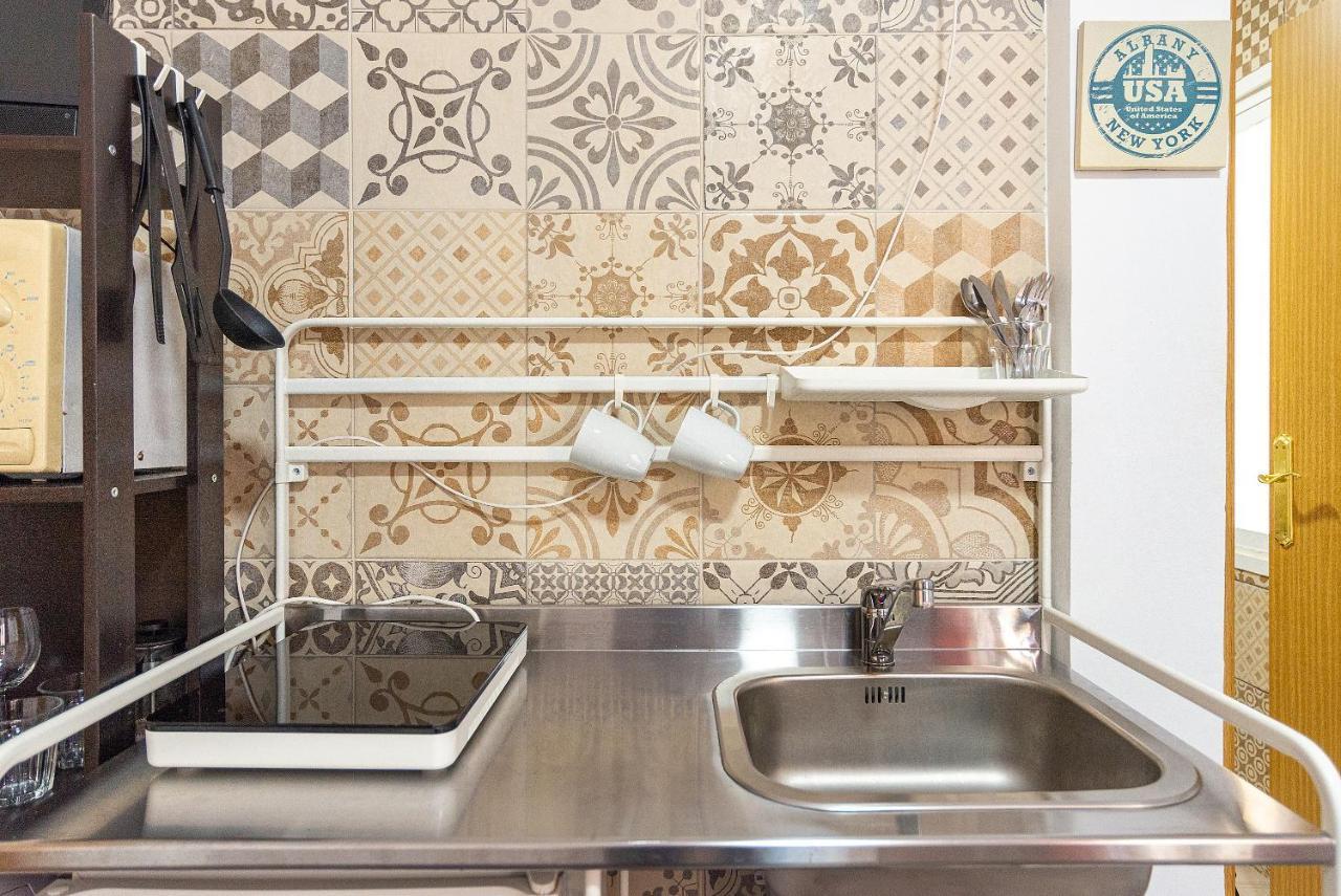 Rooms Young People Only, Soho Citycenter Malaga Ngoại thất bức ảnh
