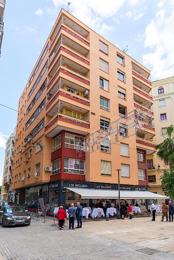 Rooms Young People Only, Soho Citycenter Malaga Ngoại thất bức ảnh